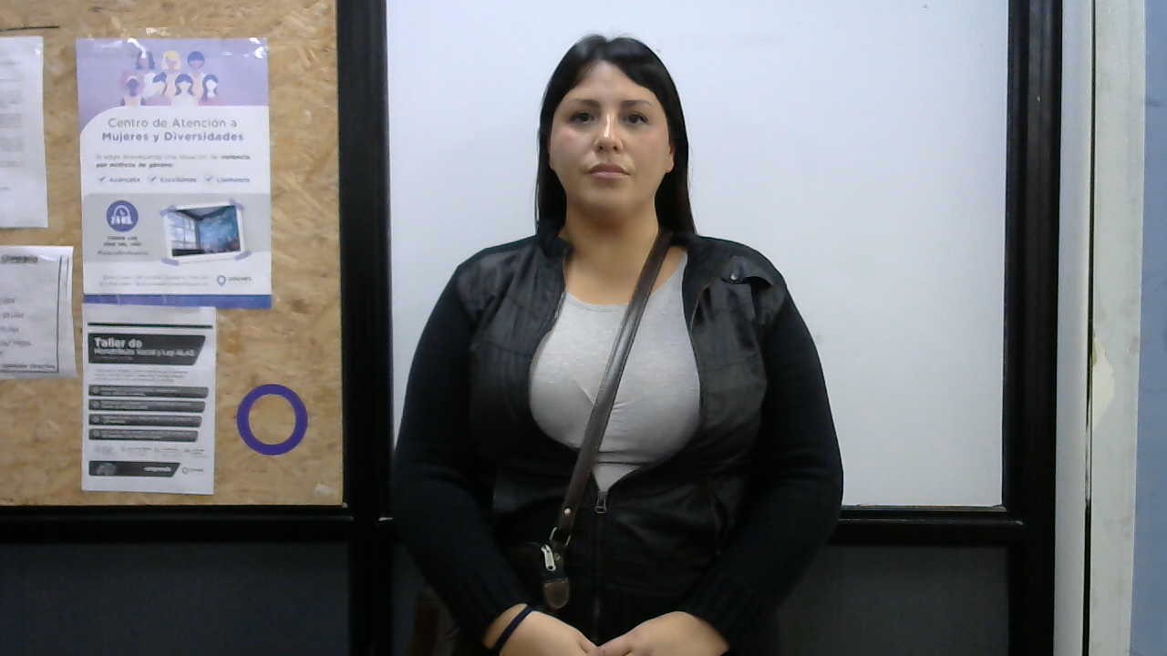 ANDREA VICTORIA URQUIOLA
