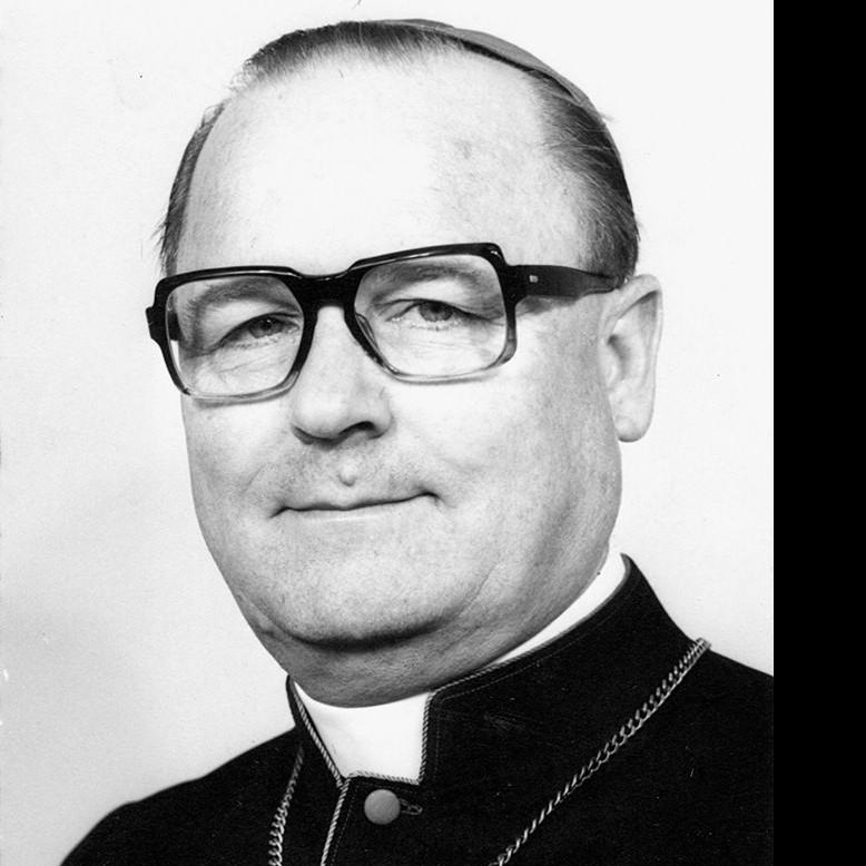  HOMENAJE A PADRE OBISPO JORGE NOVAK