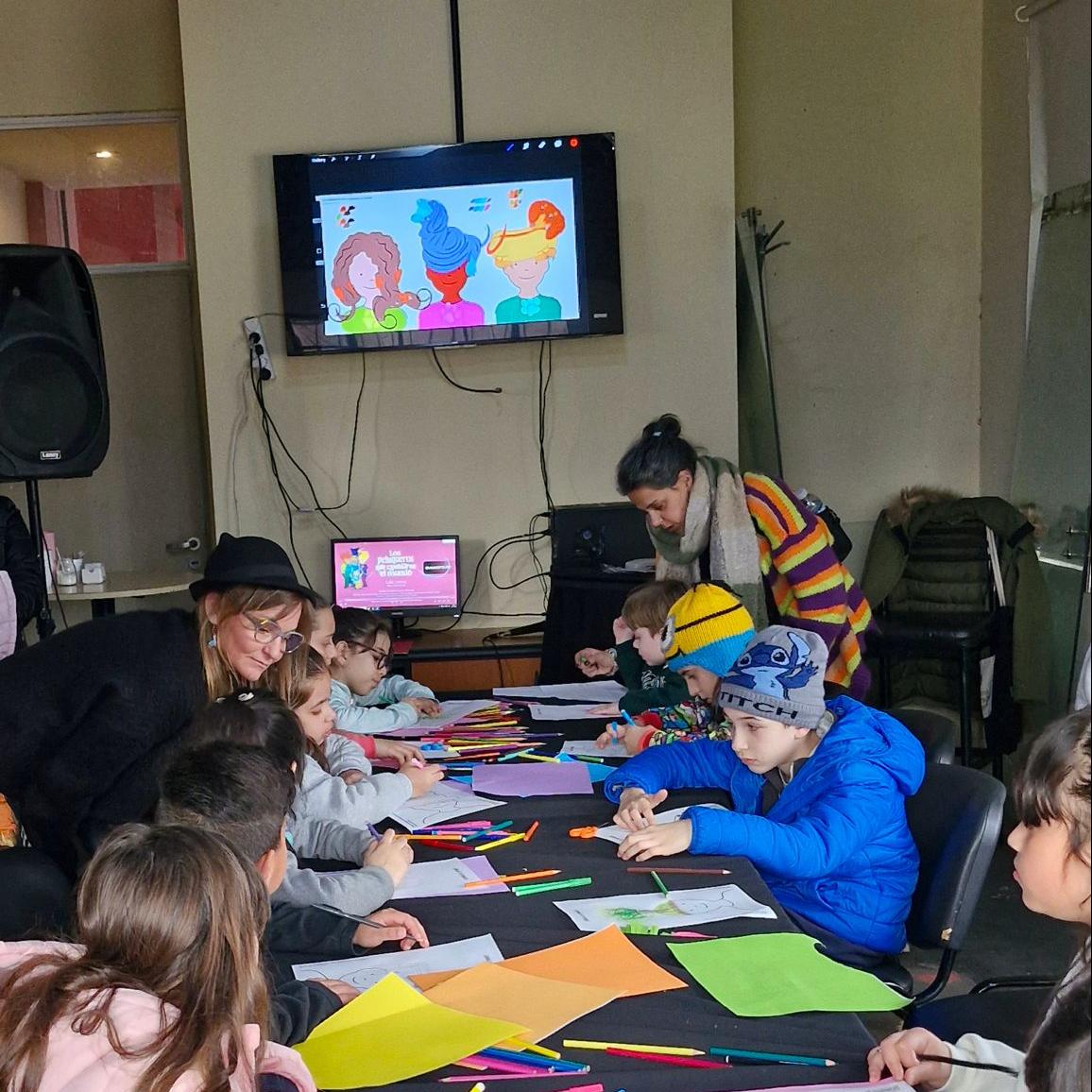 TALLER "COMO DIBUJAR UNA LOMBRIZ".